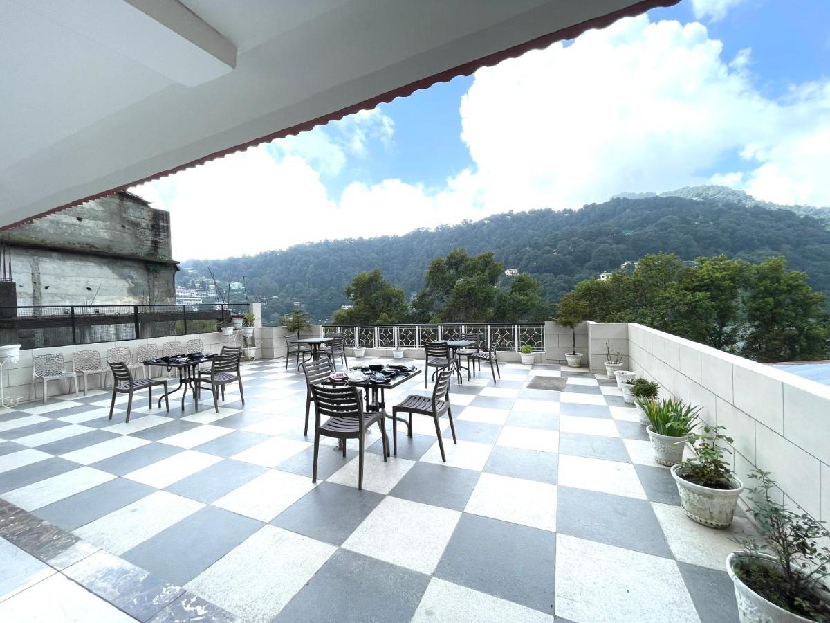 Hotel Prince ! Nainital Mall Road-Prime-Location In-Front-Of-Naini-Lake Hygiene-And-Spacious-Room Екстер'єр фото